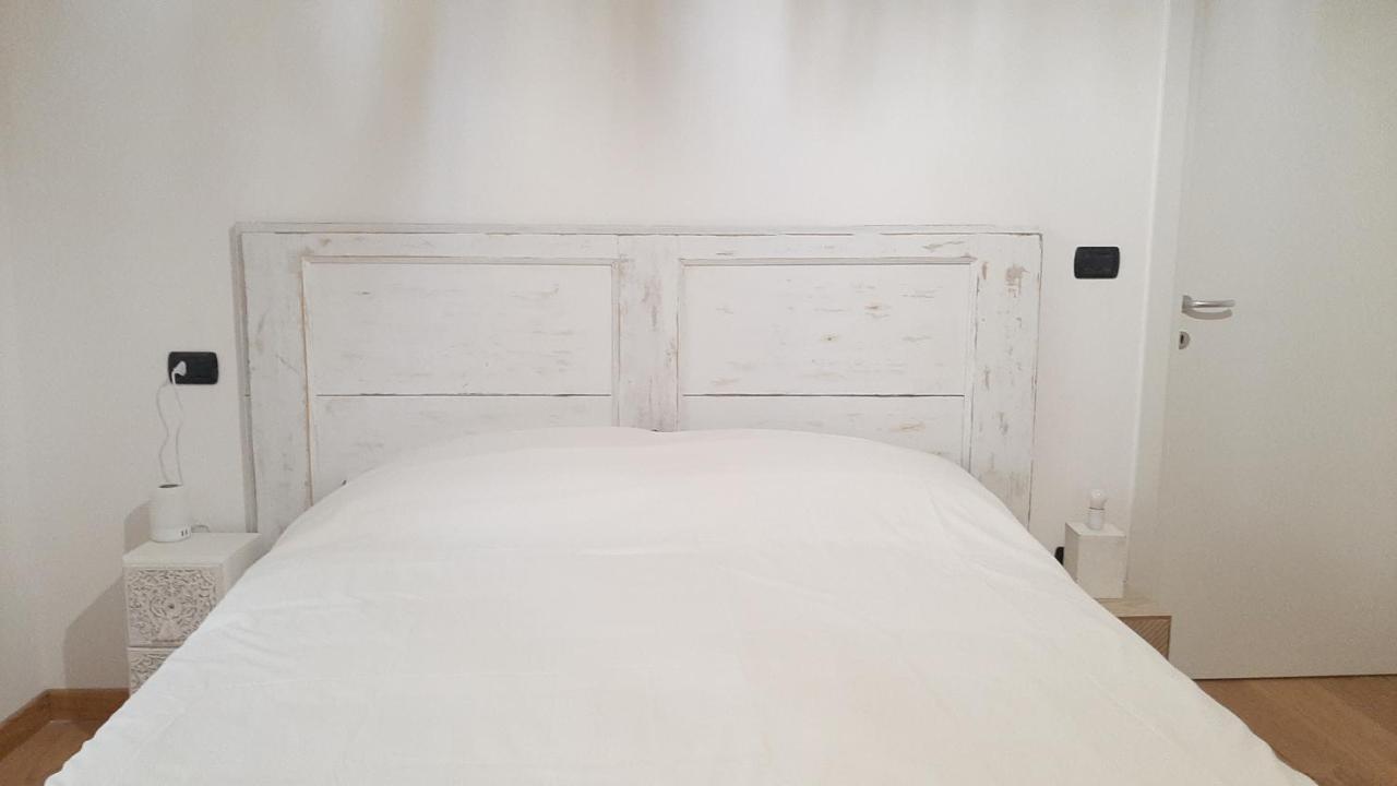 Appartement La Chicca In Centro - Centro Storico Ascoli Piceno Extérieur photo